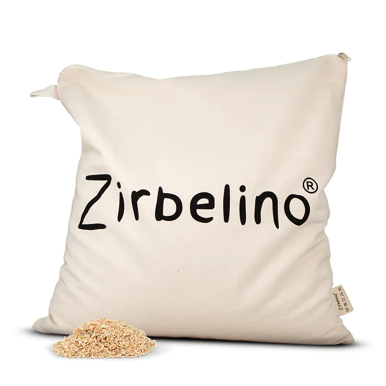 ZIRBELINO® Zirbenkissen 40x40cm aus 100% Baumwolle | SPEZIAL-FÜLLUNG mit extrem harzreichen Zirbenspänen | Intensiv-Duft für Badezimmer, Kleiderschrank, Sauna