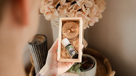 Zirben&ouml;l Geschenkbox #Lebensbaum | Bio-Zirben&ouml;l 10ml + Lebensbaum-Autoduft-An...