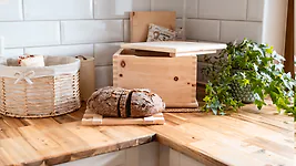 ZirbenBrotkiste "klein" | 3-teilig (Brotdose + Deckel + Ablagegitte...