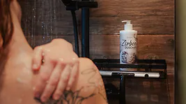 500ml ZirbenDuschgel 4in1 - ZIRBELINO&reg; | f&uuml;r K&ouml;rper, Haare, Gesicht und H&auml;nde...