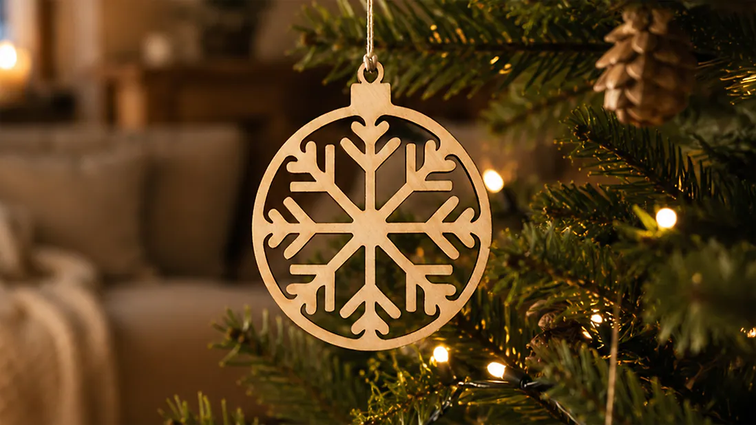 3 Stk. Schneeflocke Weihnachtsschmuck, Baumschmuck aus Zirbe für Weihnachten